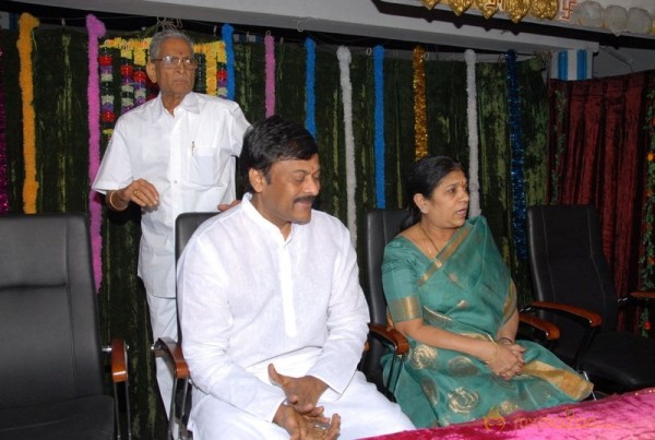 Megastar Chiranjeevi At Film nagar Temple Photos