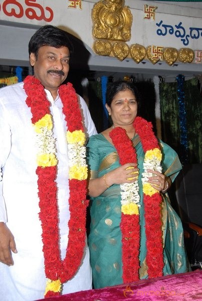 Megastar Chiranjeevi At Film nagar Temple Photos