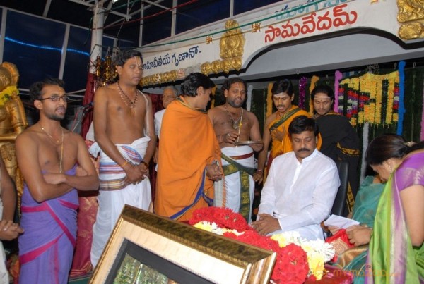 Megastar Chiranjeevi At Film nagar Temple Photos