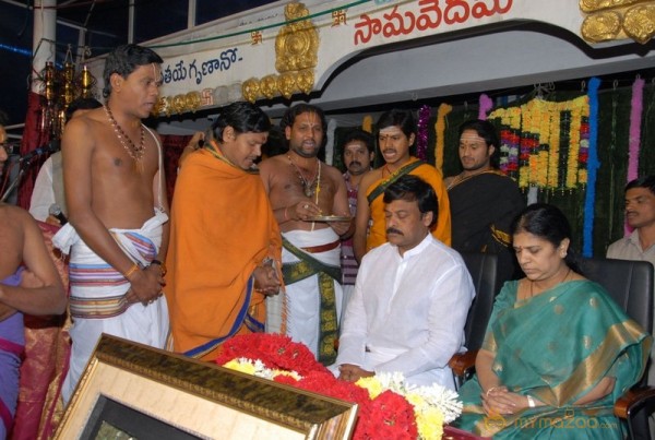 Megastar Chiranjeevi At Film nagar Temple Photos