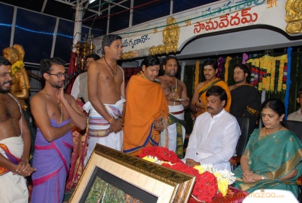 Megastar Chiranjeevi At Film nagar Temple Photos