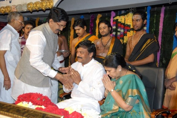 Megastar Chiranjeevi At Film nagar Temple Photos