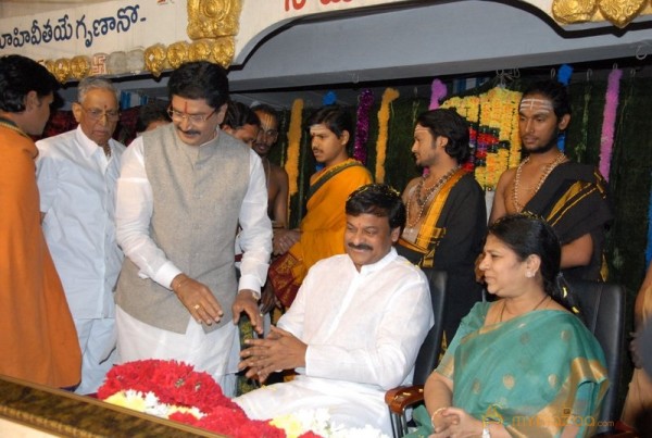 Megastar Chiranjeevi At Film nagar Temple Photos