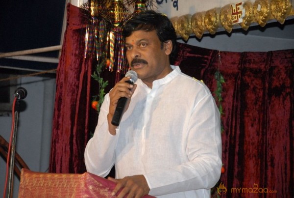 Megastar Chiranjeevi At Film nagar Temple Photos