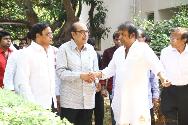 Mohan Babu's Father Manchu Narayanaswamy 11th Day Rite 