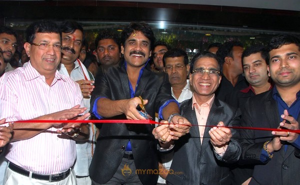 Nagarjuna launches Kalyan Jewellers at Hyderabad