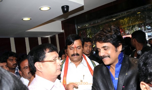 Nagarjuna launches Kalyan Jewellers at Hyderabad