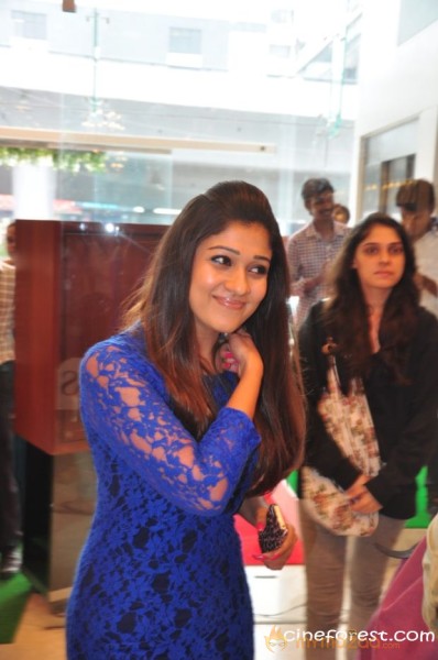 Nayanatara at Jos Alukkas Collection Launch Photos