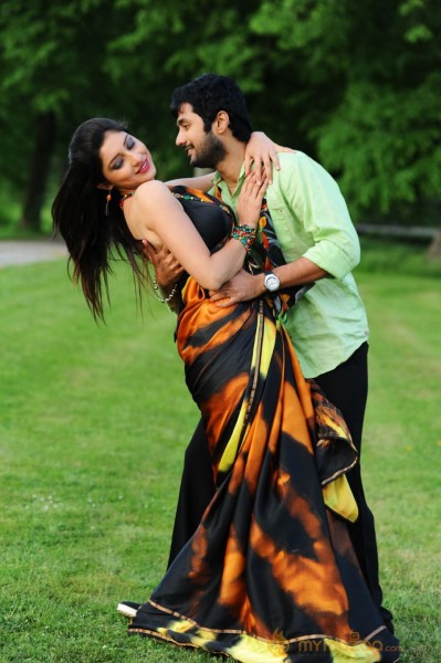 Nenem Chinna Pillana Movie Gallery