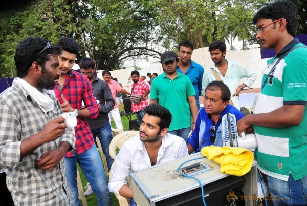  Nenu Sailaja Movie Working Stills 