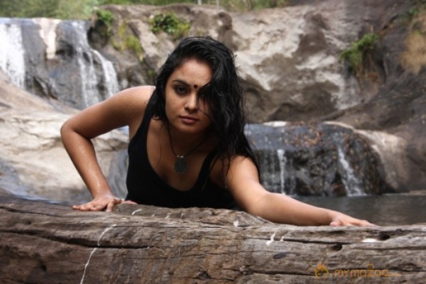 Netru Indru Naalai Movie Hot Photos