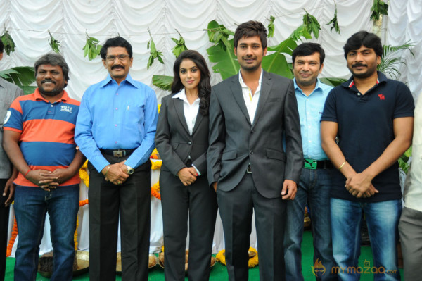 Nuvvala Nenila Movie Opening Photo Gallery