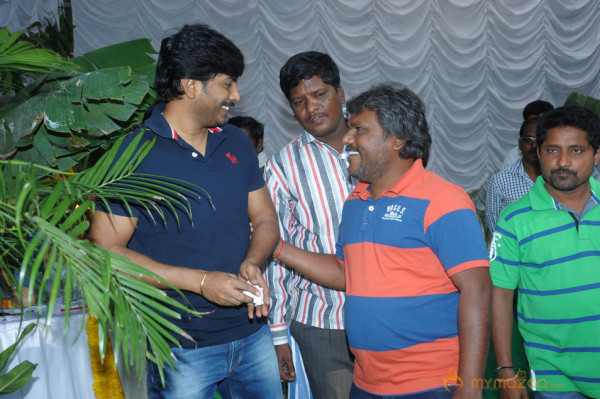 Nuvvala Nenila Movie Opening Photo Gallery