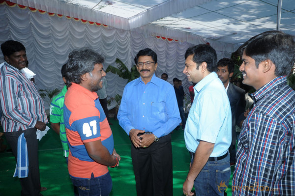 Nuvvala Nenila Movie Opening Photo Gallery