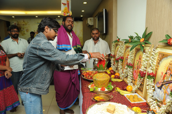 Paanipoori Movie Opening Stills