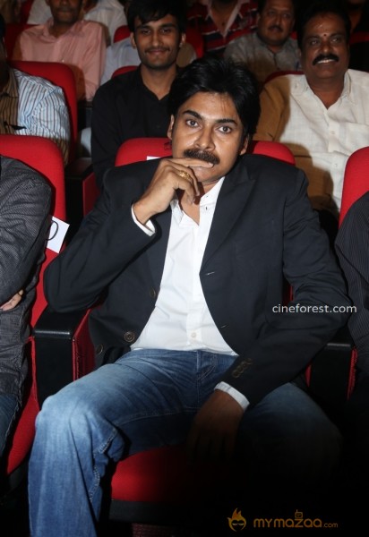 Pawan Kalyan At Attarintiki Daredi Audio Launch Photos