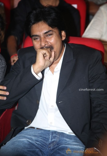 Pawan Kalyan At Attarintiki Daredi Audio Launch Photos