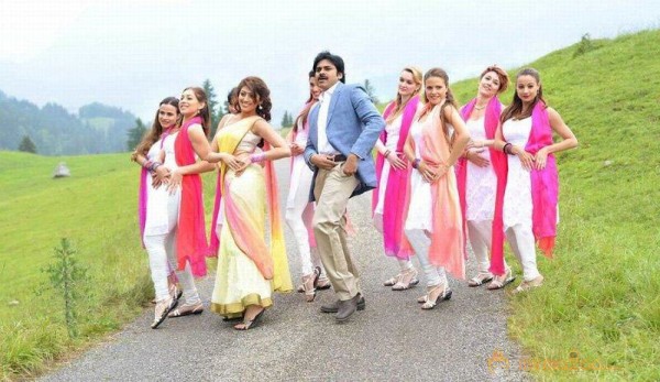 Pawan Kalyan Attarintiki Daaredi Latest Photos