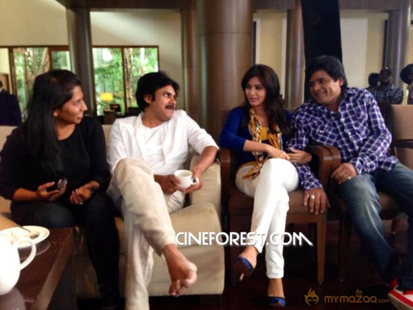 Pawan Kalyan Attarintiki Daredi Latest Photos