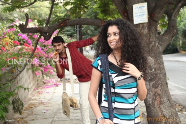 Pora Pove Movie Stills