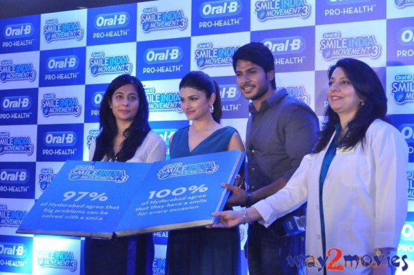  Prachi Desai & Sundeep Kishan Oral B Event 