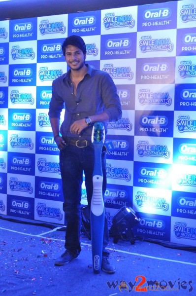  Prachi Desai & Sundeep Kishan Oral B Event 