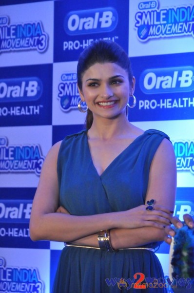  Prachi Desai & Sundeep Kishan Oral B Event 