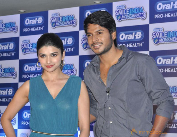  Prachi Desai & Sundeep Kishan Oral B Event 