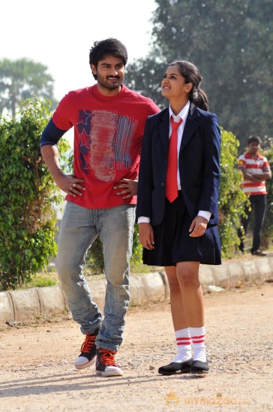 Premakatha Chitram Movie Photo Gallery