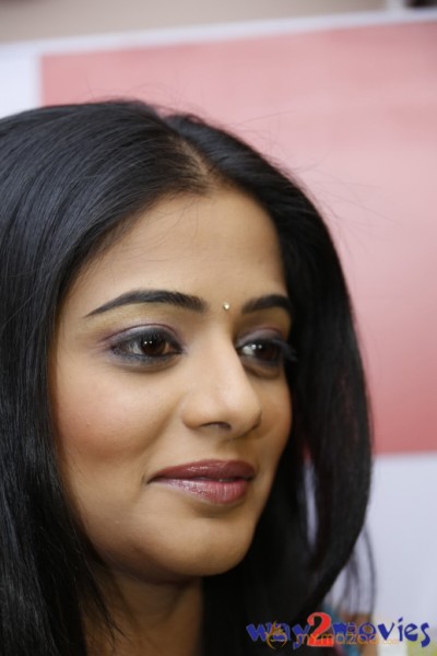 Priyamani Launch Lakme Salon  