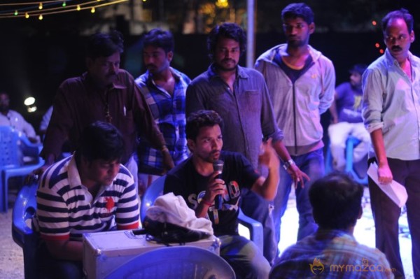 Pustakamlo konni Pegeelu Missing Movie Working Stills