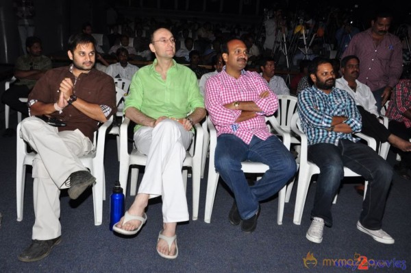 Rai Rai Movie Platinum Disc Function 