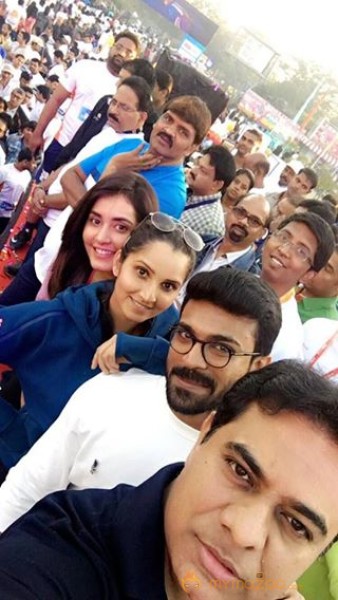 Ram Charan Flagged off Hyderabad 10K Run in Hyderabad