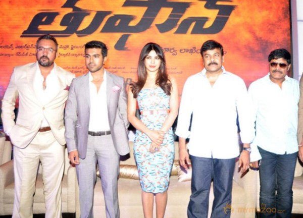 Ram Charan Thoofan First Look Launch Photos