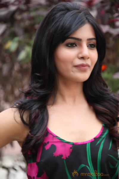 Samantha At Jabardasth Movie Press Meet 