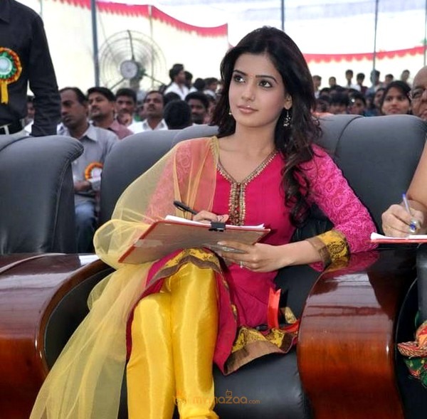 Samantha at Nishitha College Celebrations Gallery