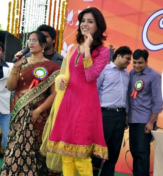 Samantha at Nishitha College Celebrations Gallery