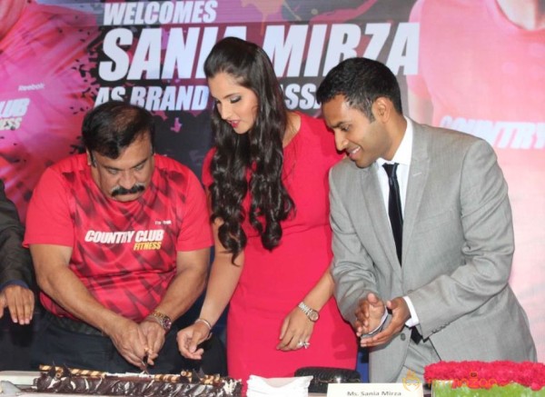 Sania Mirza At Country Club Photos