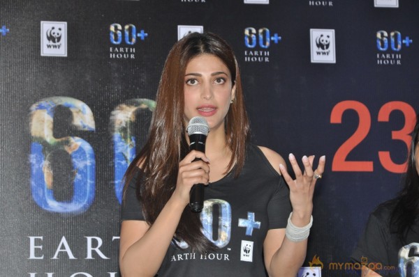 Shruti Hassan Pledges For Earth Hour Event 