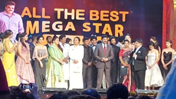 South India Celebrities at SIIMA 2016 Awards