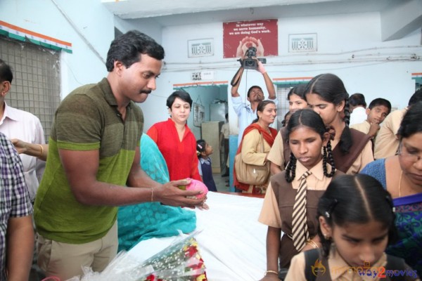 Sunil Birthday Celebrations At Devnar Blind School 