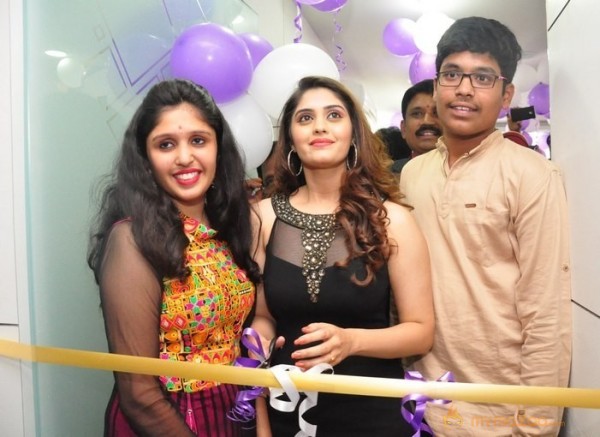 Surabhi at Naturals Franchise Salon Opening