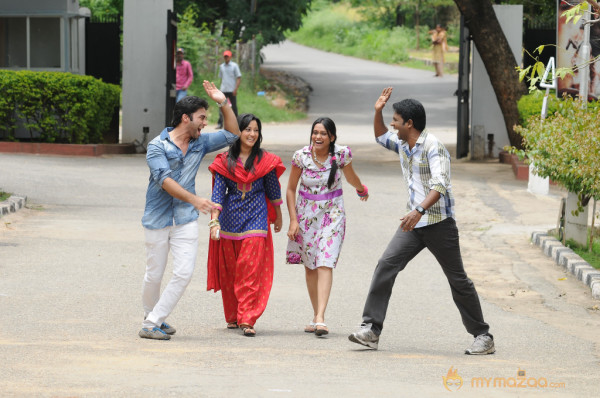 Telugu movie-Vasool Raja Movie Stills