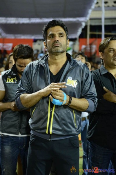 Telugu Warriors & Mumbai Heroes Teams At LB Stadium 