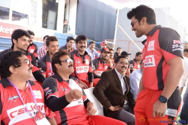 Telugu Warriors & Mumbai Heroes Teams At LB Stadium 