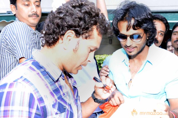 Telugu Warriors Team Meet Sachin Tendulkar & Laxman  