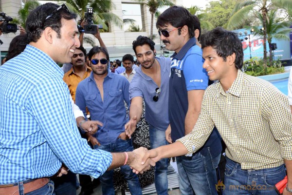 Telugu Warriors Team Meet Sachin Tendulkar & Laxman  