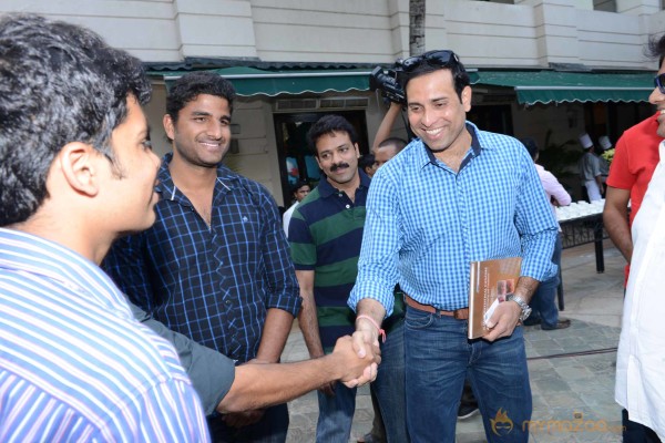 Telugu Warriors Team Meet Sachin Tendulkar & Laxman  