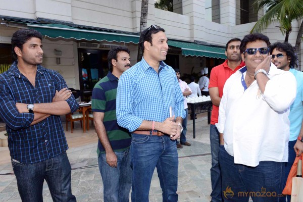 Telugu Warriors Team Meet Sachin Tendulkar & Laxman  