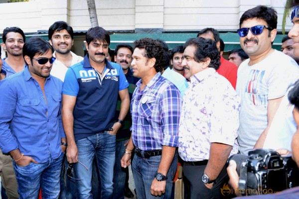 Telugu Warriors Team Meet Sachin Tendulkar & Laxman  